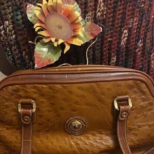 Vintage CarryLand USA Leather Shoulder  purse.
